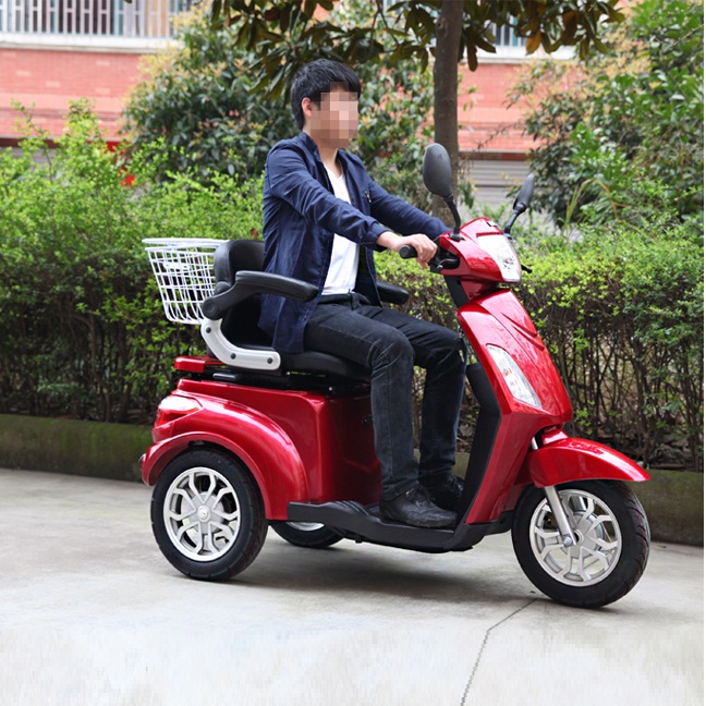 Xe_dien_ba_banh_thoi_trang